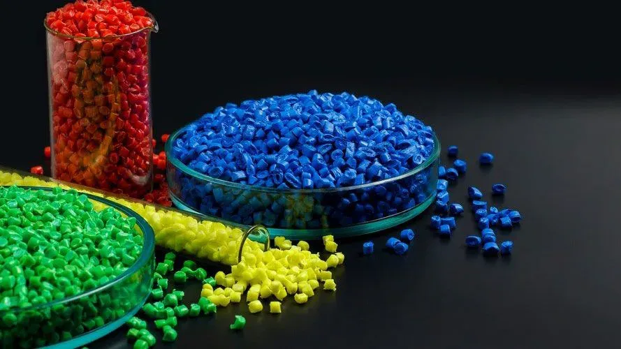 Plastic Compounding dan Kegunaannya dalam Injection Molding | Tokoplas.com