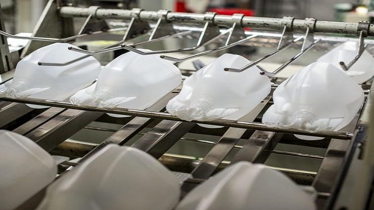 Penjelasan Sederhana Proses Blow Moulding Plastik | Tokoplas.com