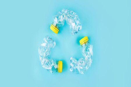 Mengenal Plastik rPET (Recycled Polyethylene) serta Kelebihannya bagi Lingkungan