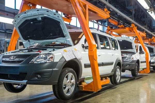 Pengaplikasian Plastik Daur Ulang pada Industri Otomotif